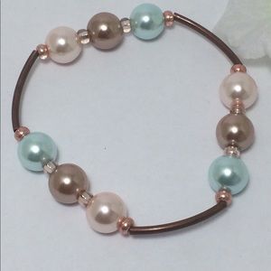 Tri colors Pearls Stretch Bracelet & Earrings Set